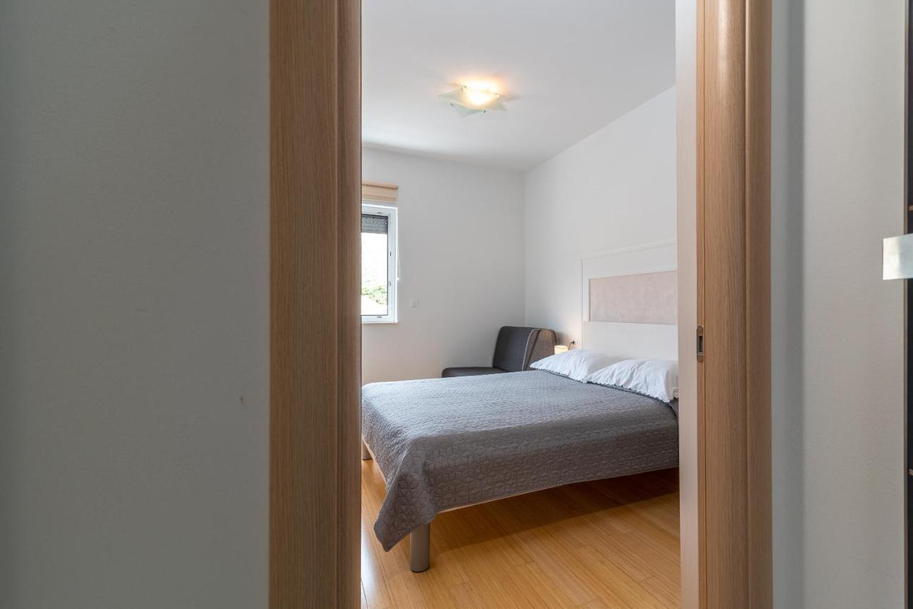 Apartman Lorena Trogir Exteriér fotografie