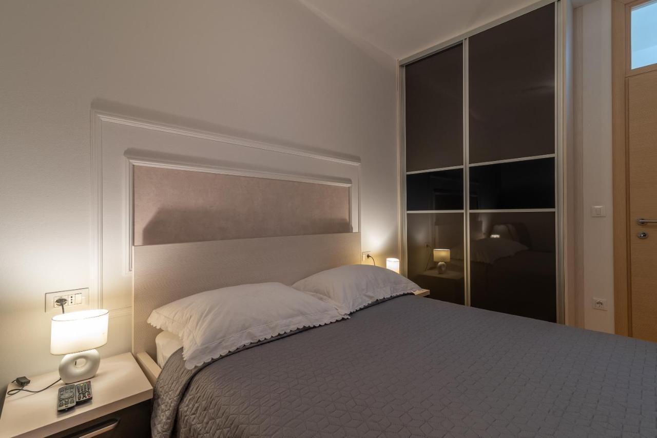 Apartman Lorena Trogir Exteriér fotografie