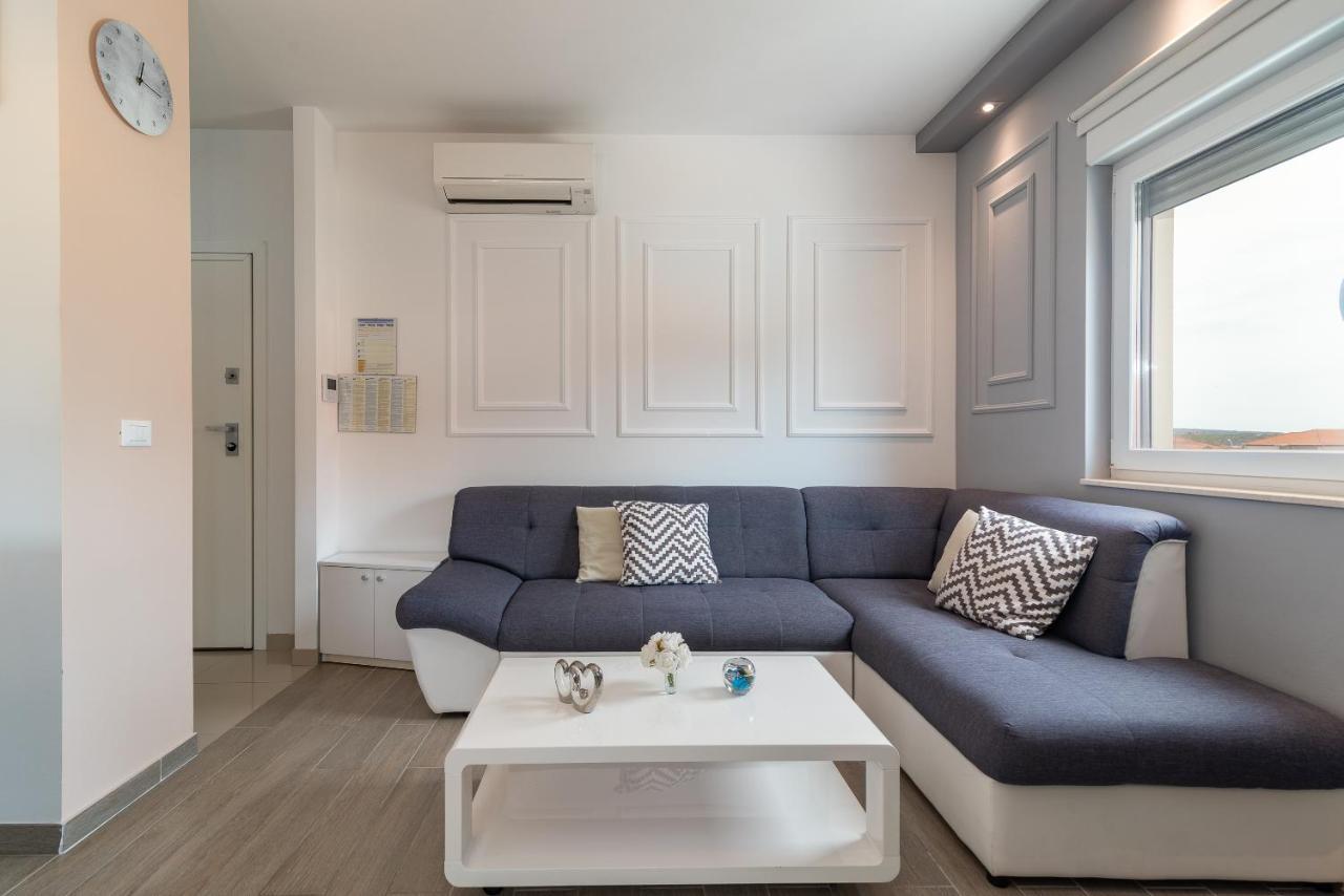 Apartman Lorena Trogir Exteriér fotografie