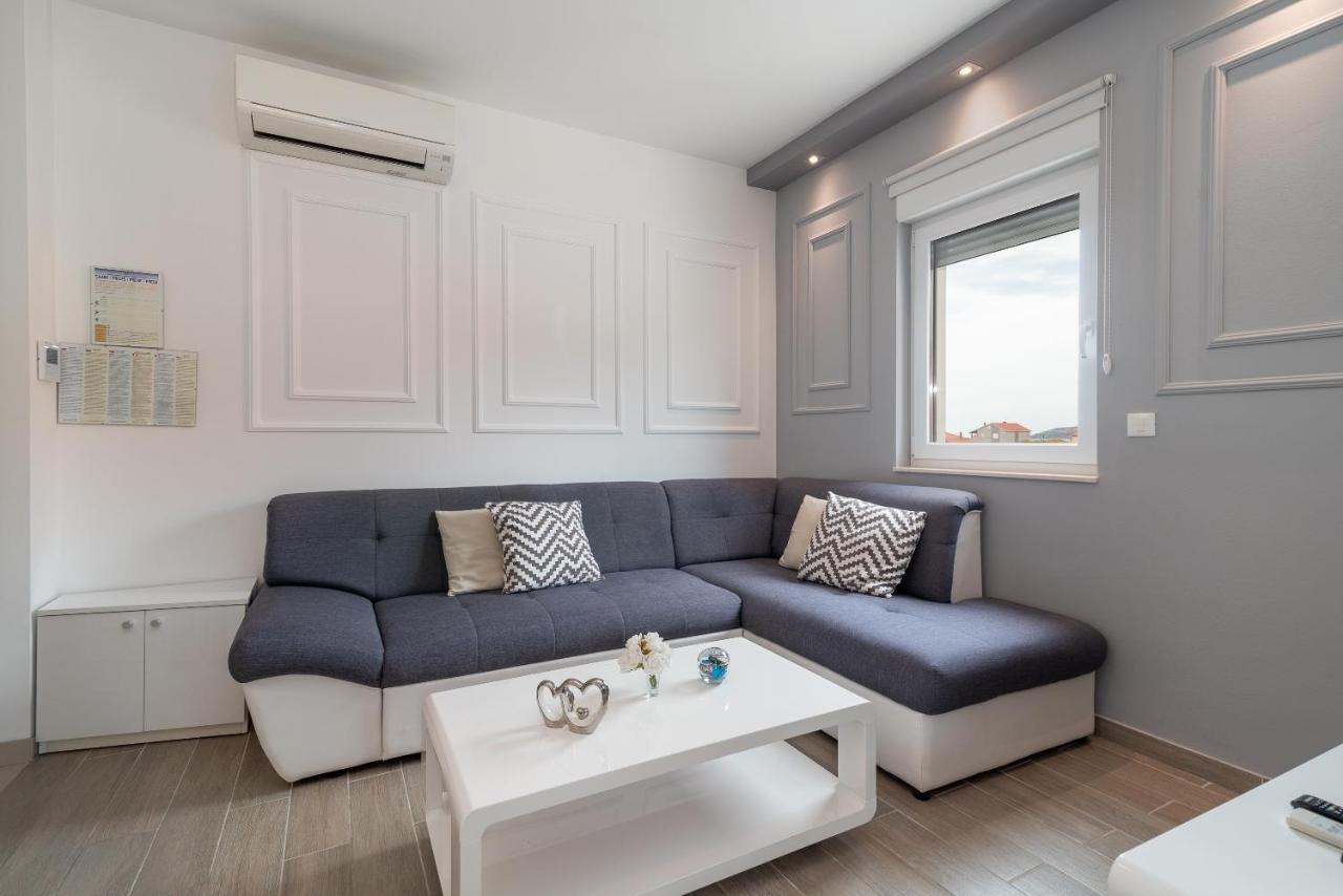 Apartman Lorena Trogir Exteriér fotografie
