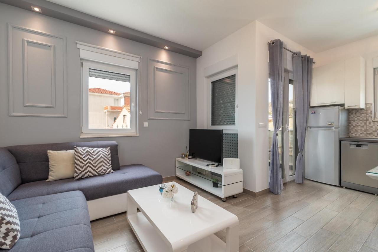 Apartman Lorena Trogir Exteriér fotografie