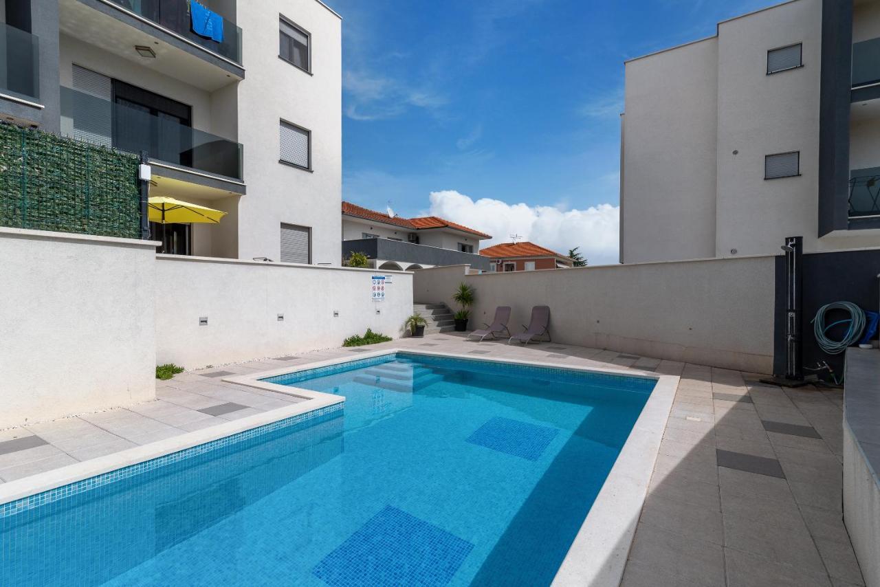 Apartman Lorena Trogir Exteriér fotografie