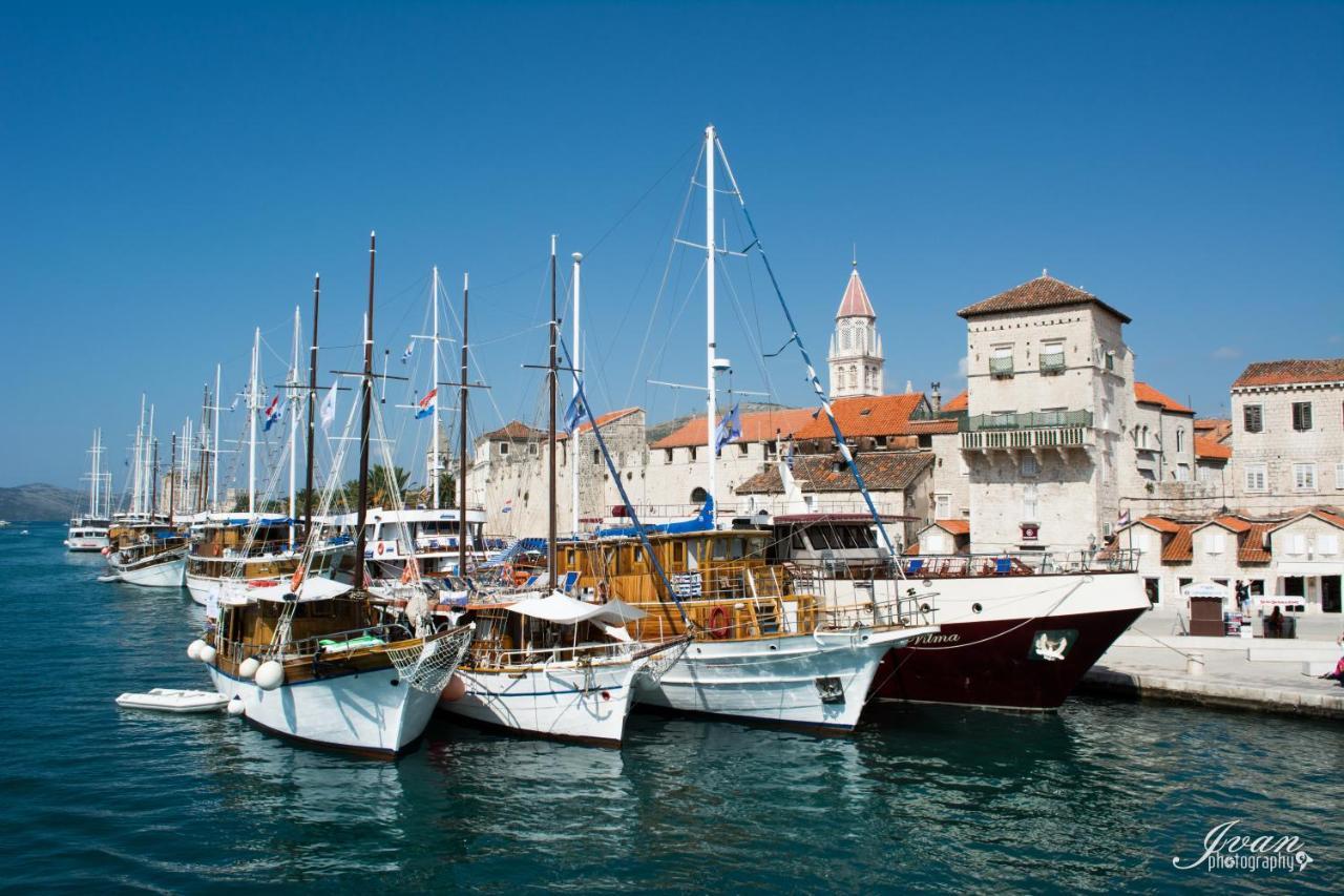 Apartman Lorena Trogir Exteriér fotografie